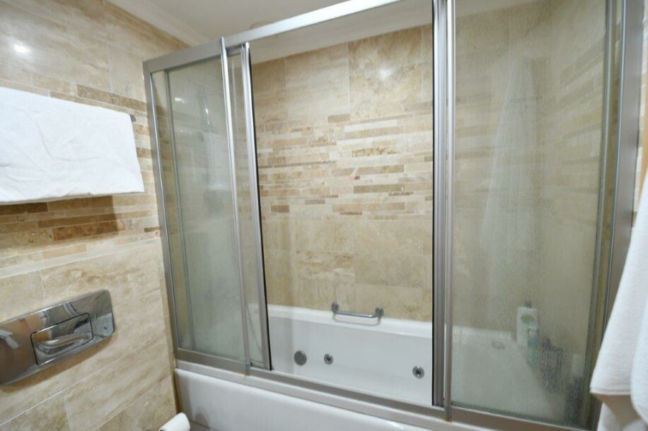 Goldcity Residence 3+1, 2 Bathroom,  Full sea view-16